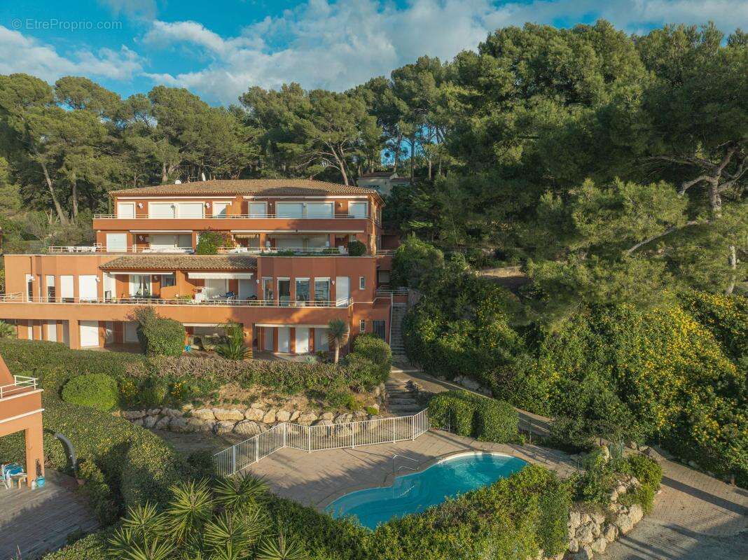 Appartement à SANARY-SUR-MER