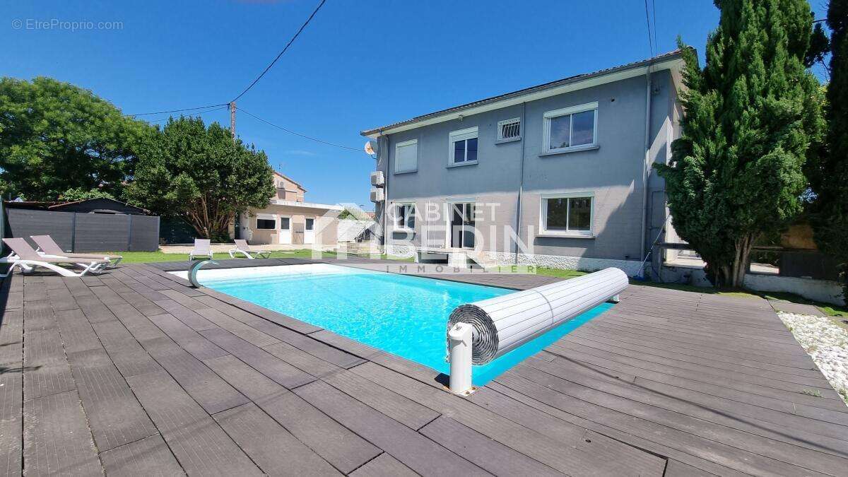 Maison à CORNEBARRIEU