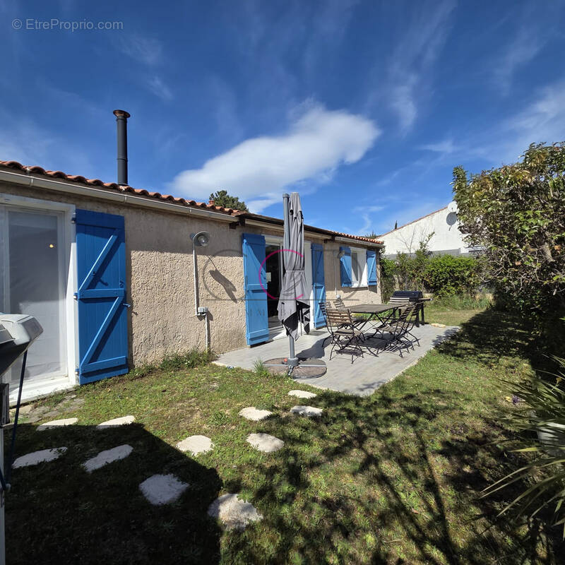 Maison à COUDOUX