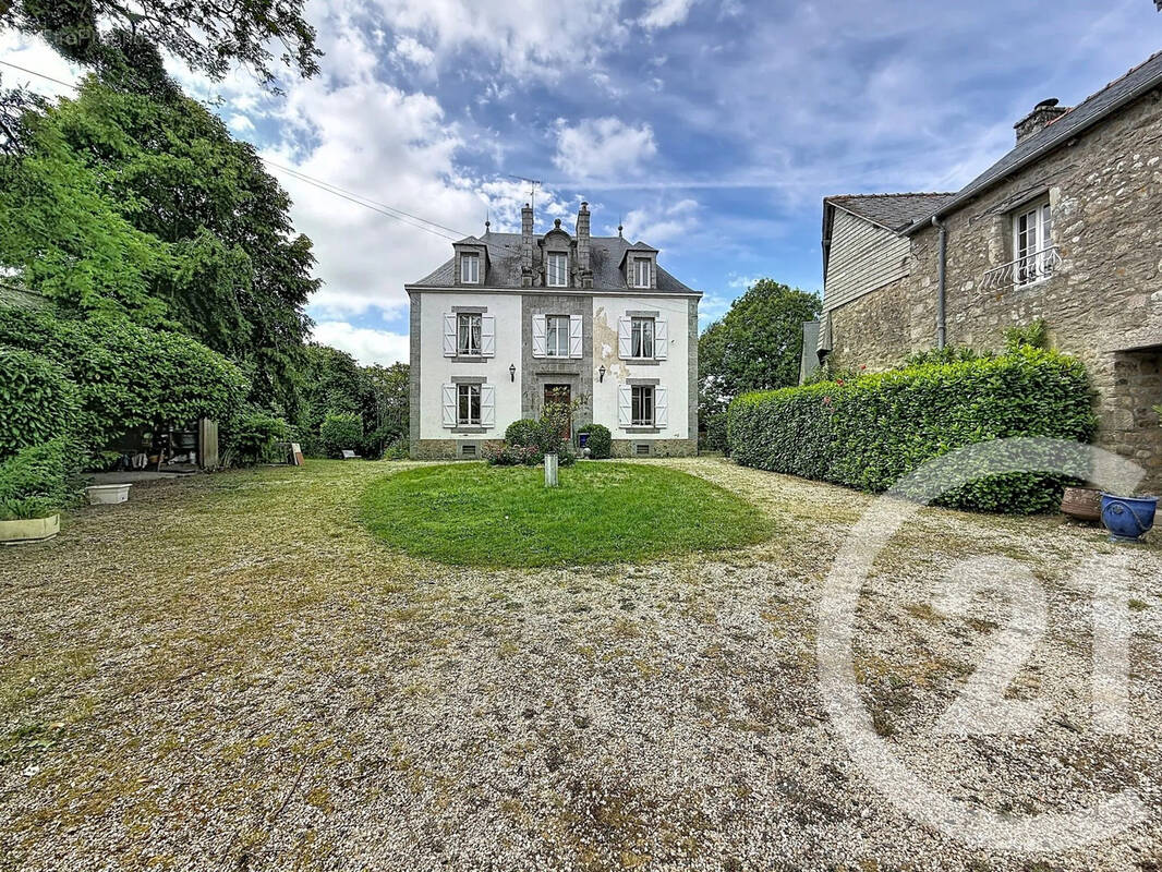 Maison à PLOEUC-SUR-LIE