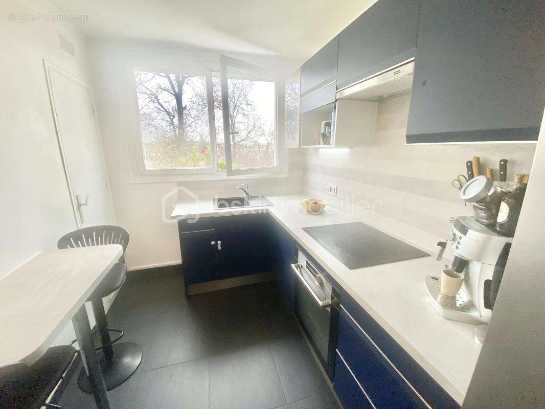 Magnifique appartement 4 pièces de 72 m² refait à neuf et ensoleillé - photo 4