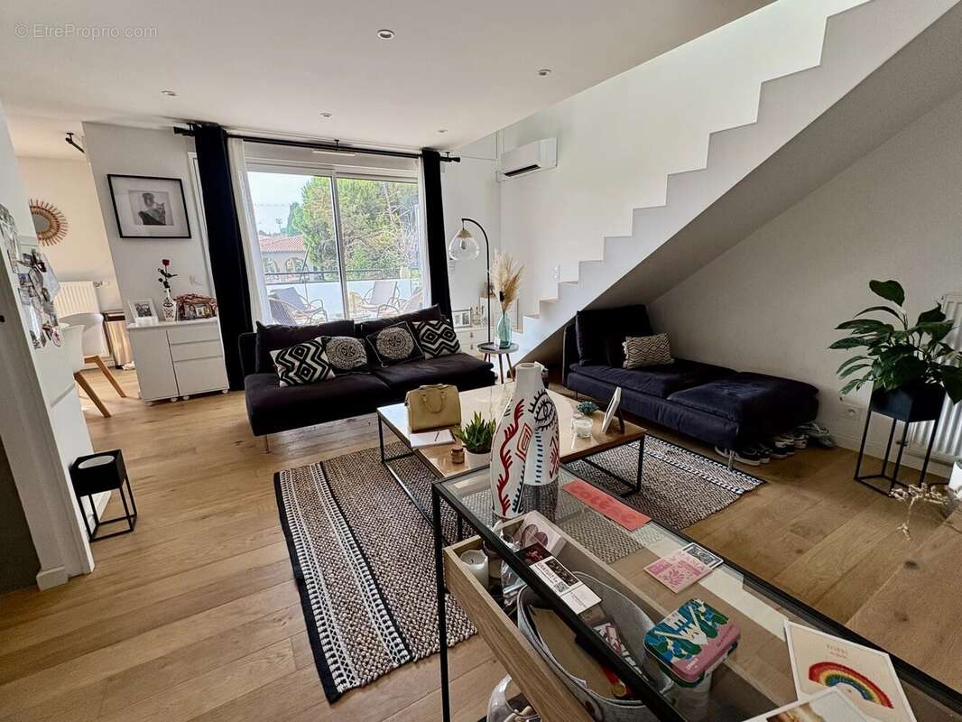 Appartement à FREJUS