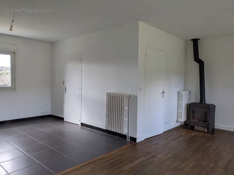 Maison à SEGLIEN