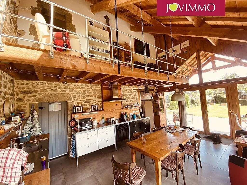 Maison à FONTANIERES