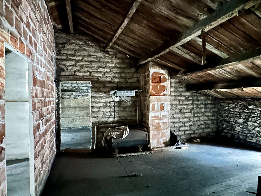 Maison à BLAYE-LES-MINES