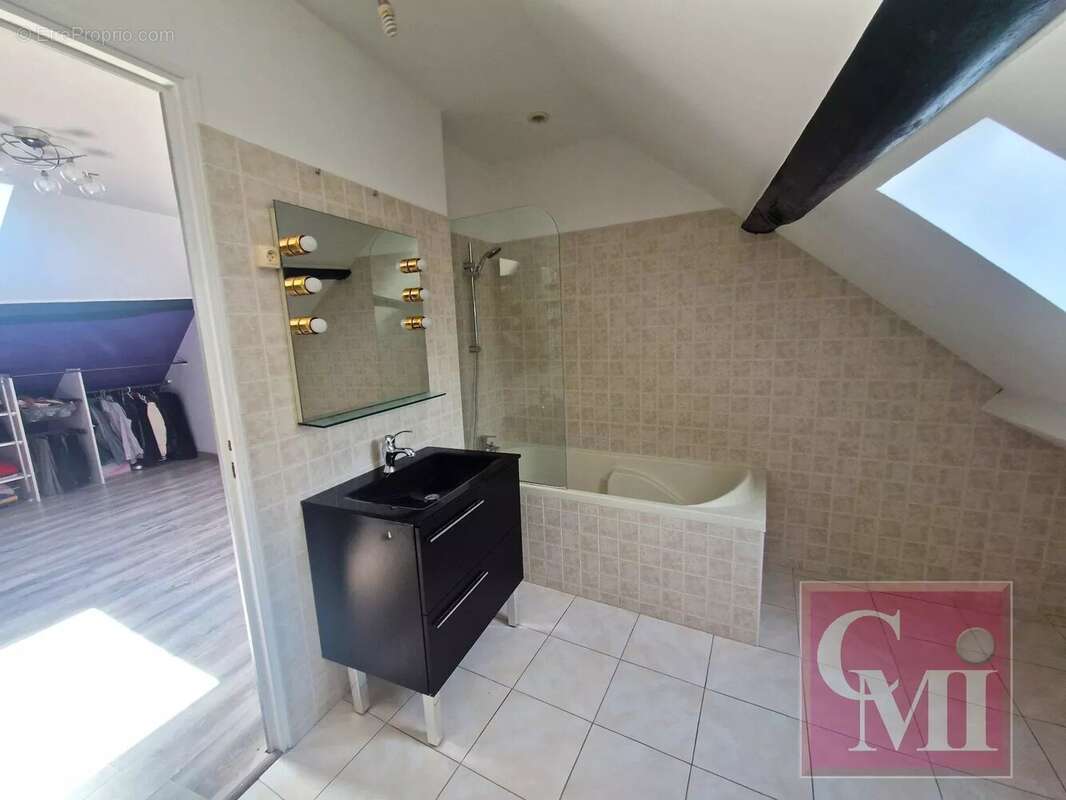 Appartement à BREUILLET