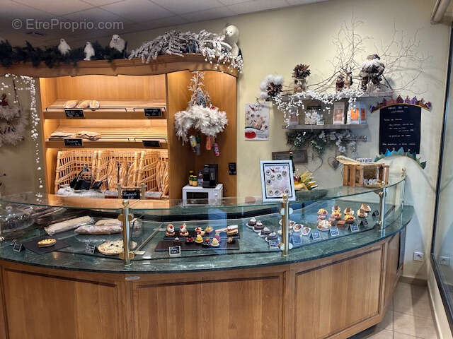 Commerce à CEYZERIAT