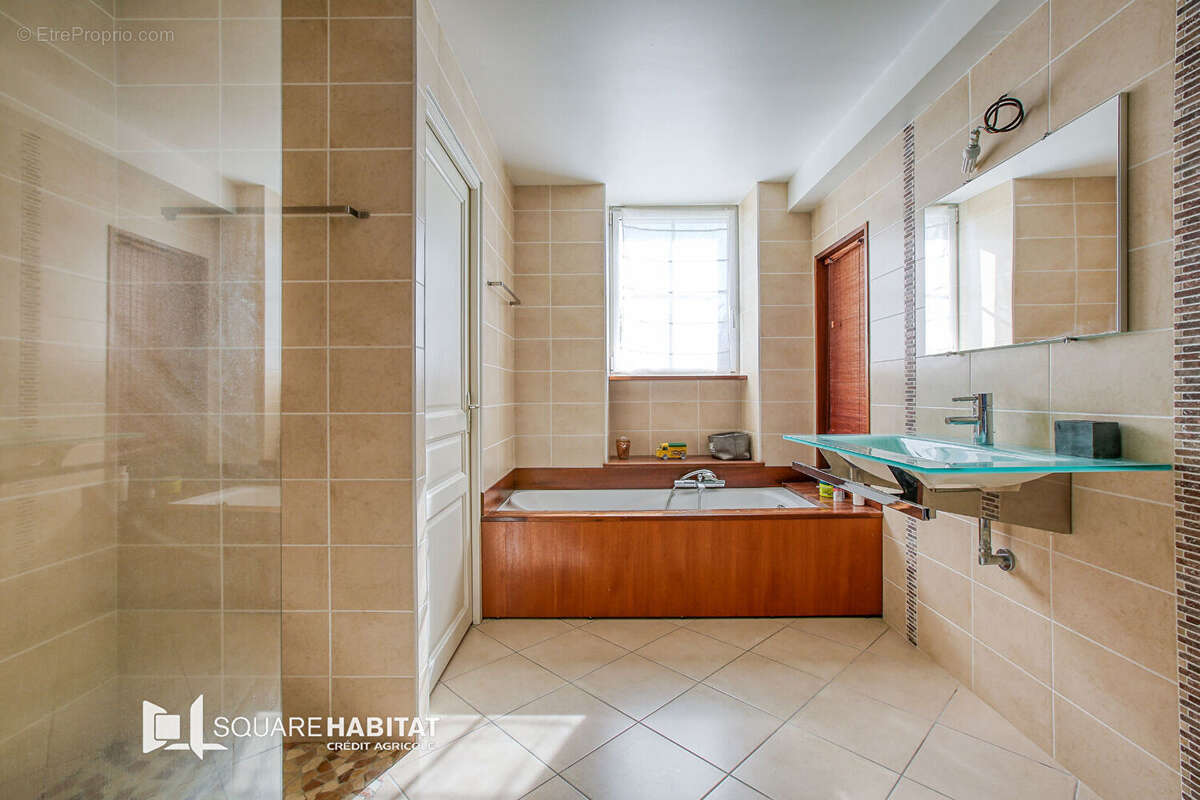 Maison à SAINT-SYLVAIN-D&#039;ANJOU