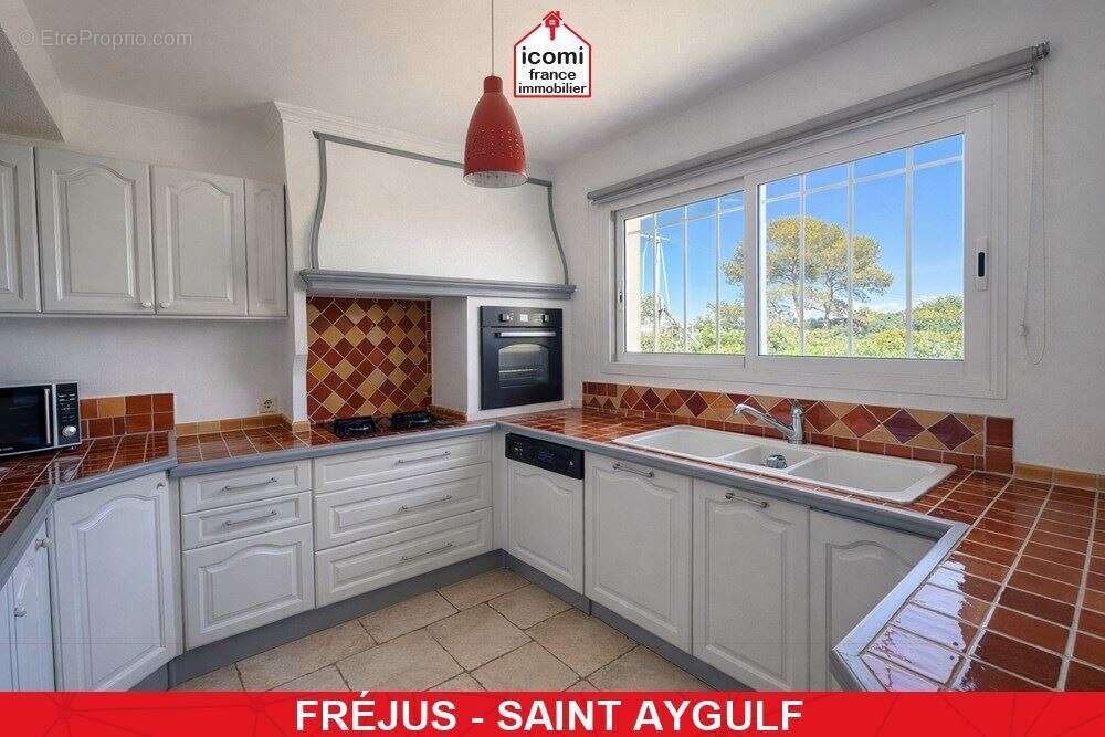 Maison à FREJUS