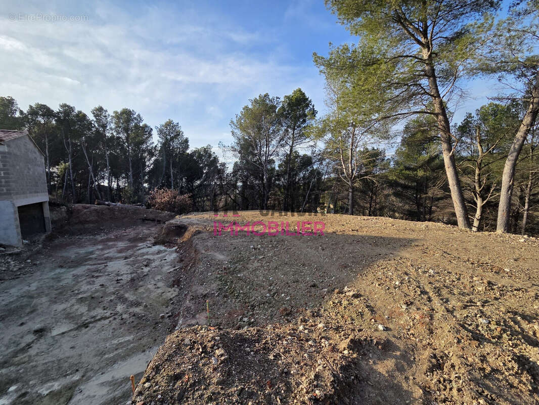 Terrain à VELLERON