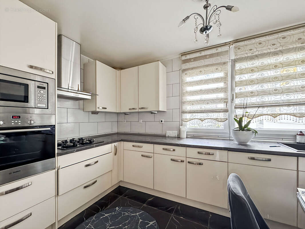 Appartement à ROSNY-SOUS-BOIS