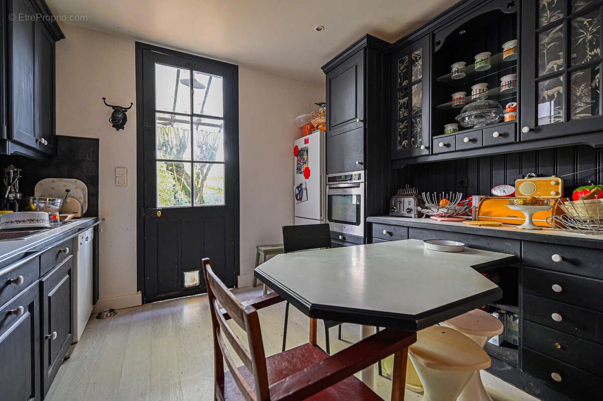 Maison à SAINT-MAUR-DES-FOSSES