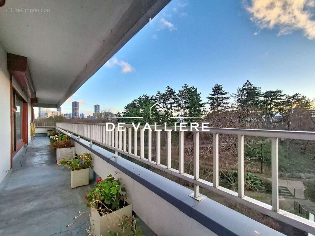 Appartement à NANTERRE