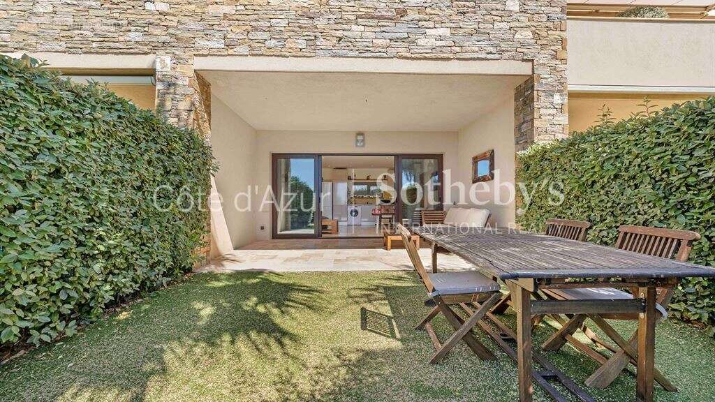 Appartement à LES ISSAMBRES