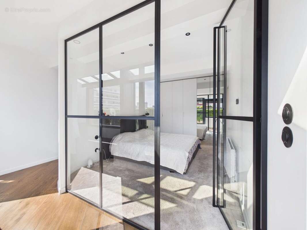 Appartement à PARIS-19E