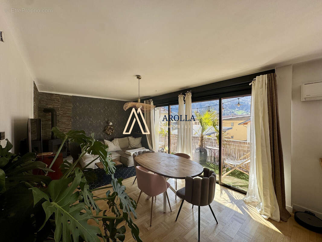 Appartement à BOURG-SAINT-MAURICE