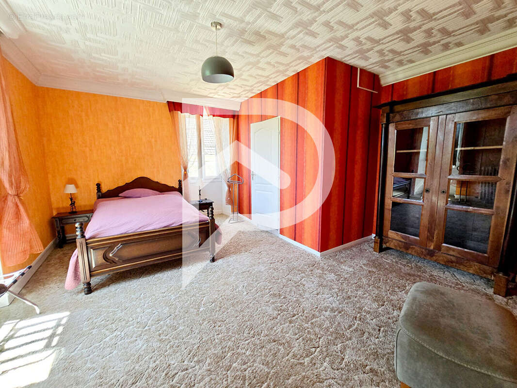 Très belle propriété sur 1,8 hectare attenant. - photo 14