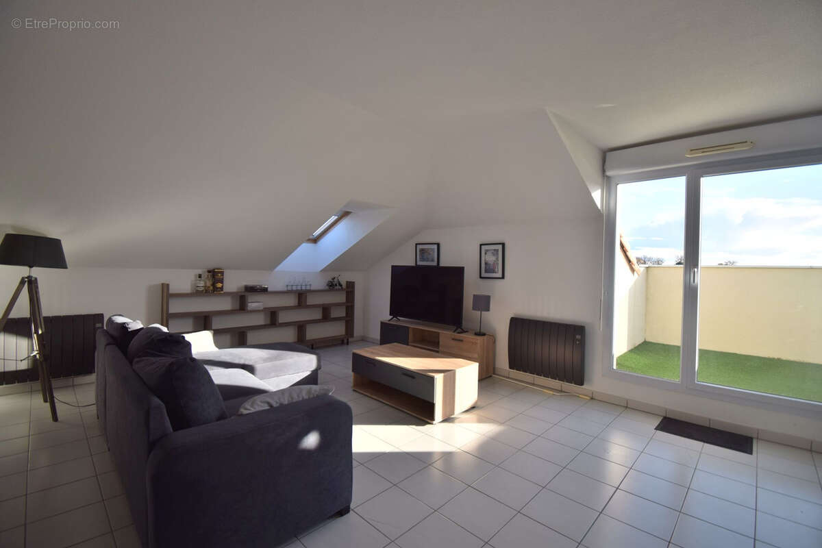 Appartement à GENESTON