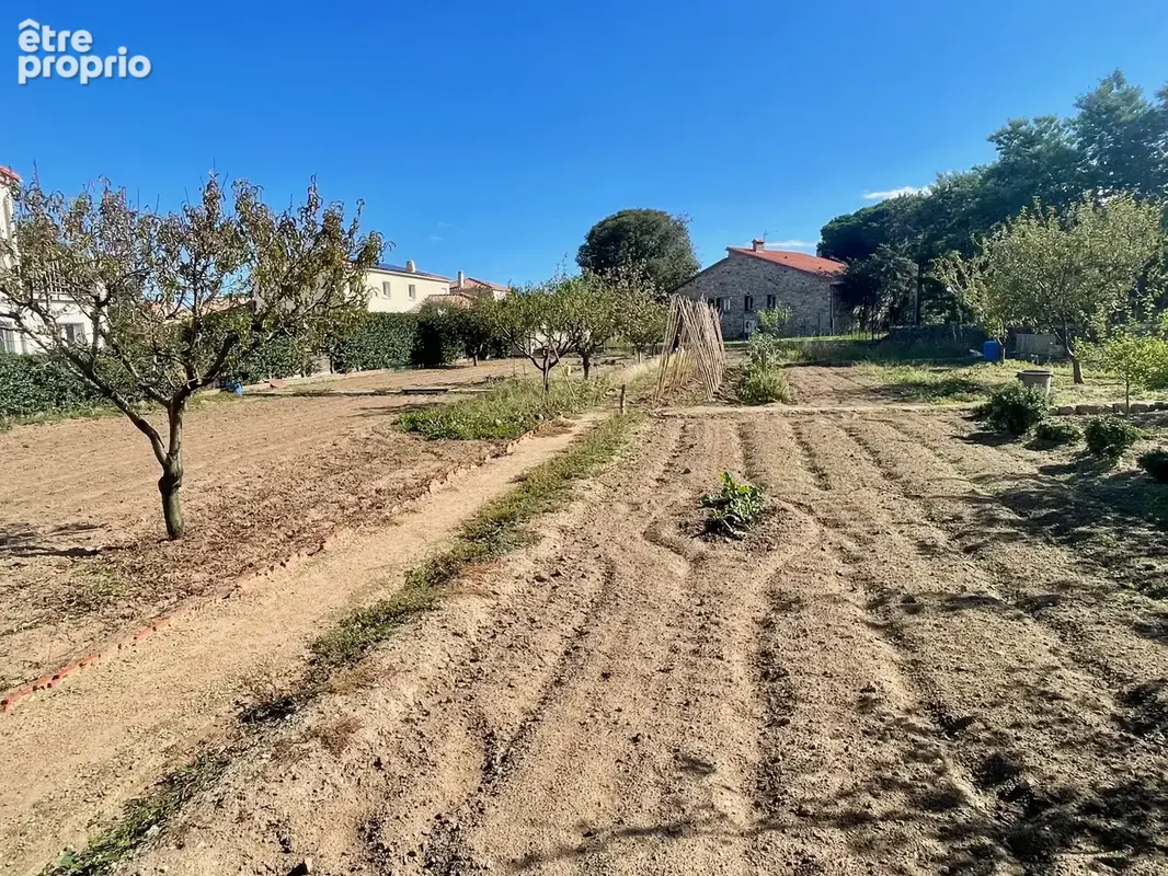 Sorède - terrain constructible de plus de 1 140 m2,  vue panoramique sur le massif des albères - photo 2