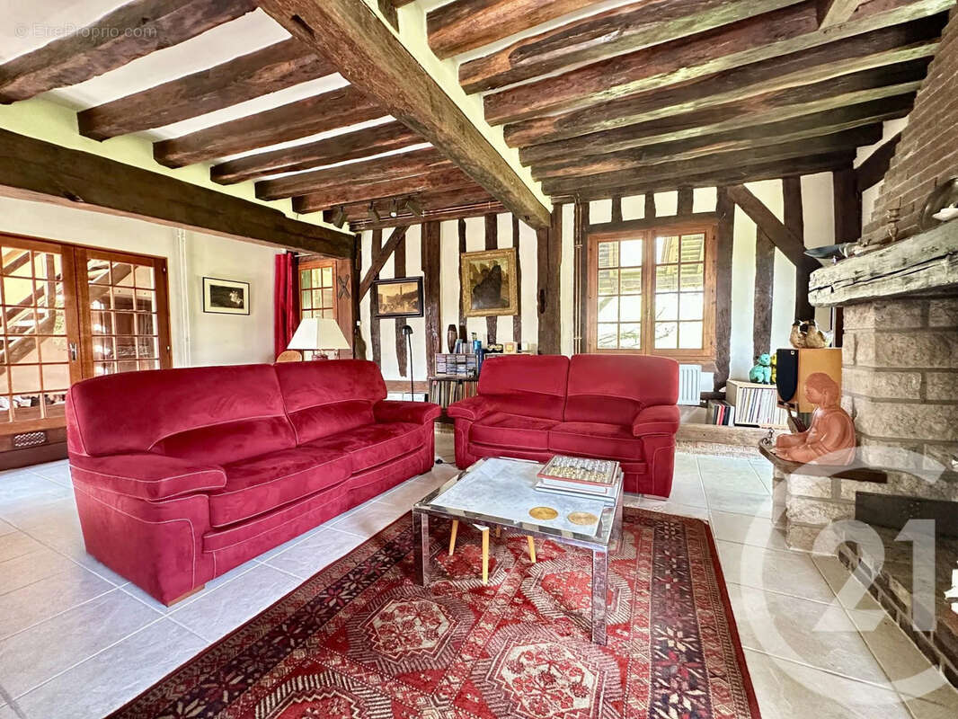Maison à YEVRES