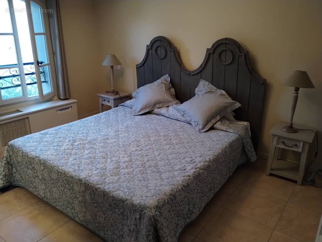 Maison à SAINT-LAURENT-DE-LA-CABRERISSE