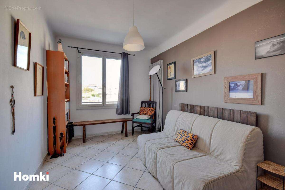 Appartement à MARSEILLE-7E