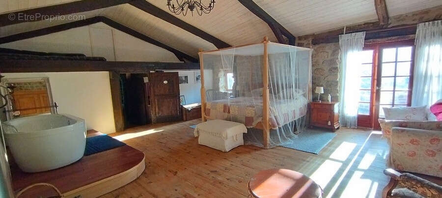 Maison à DORNAS