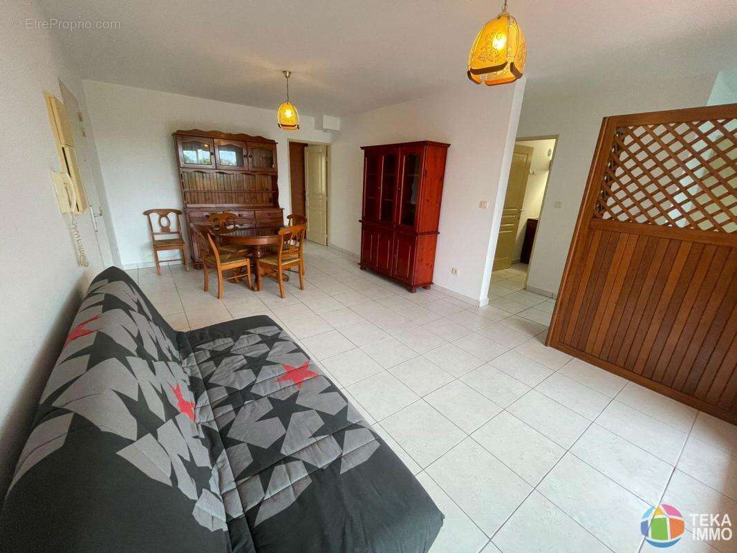 Fabien TEKA IMMO  vous propose à la providence ( St Denis) , à 2 minutes du bd sud,  appartement T3, ile de la Réunion - photo 3