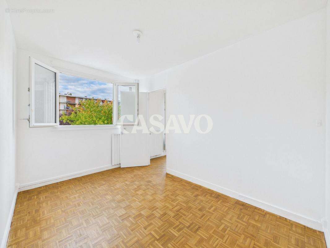 Appartement à EPINAY-SUR-SEINE