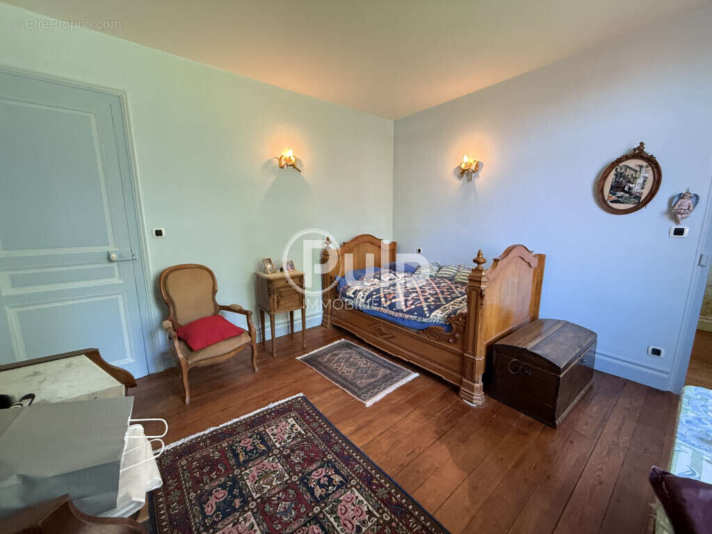 Maison à MERICOURT