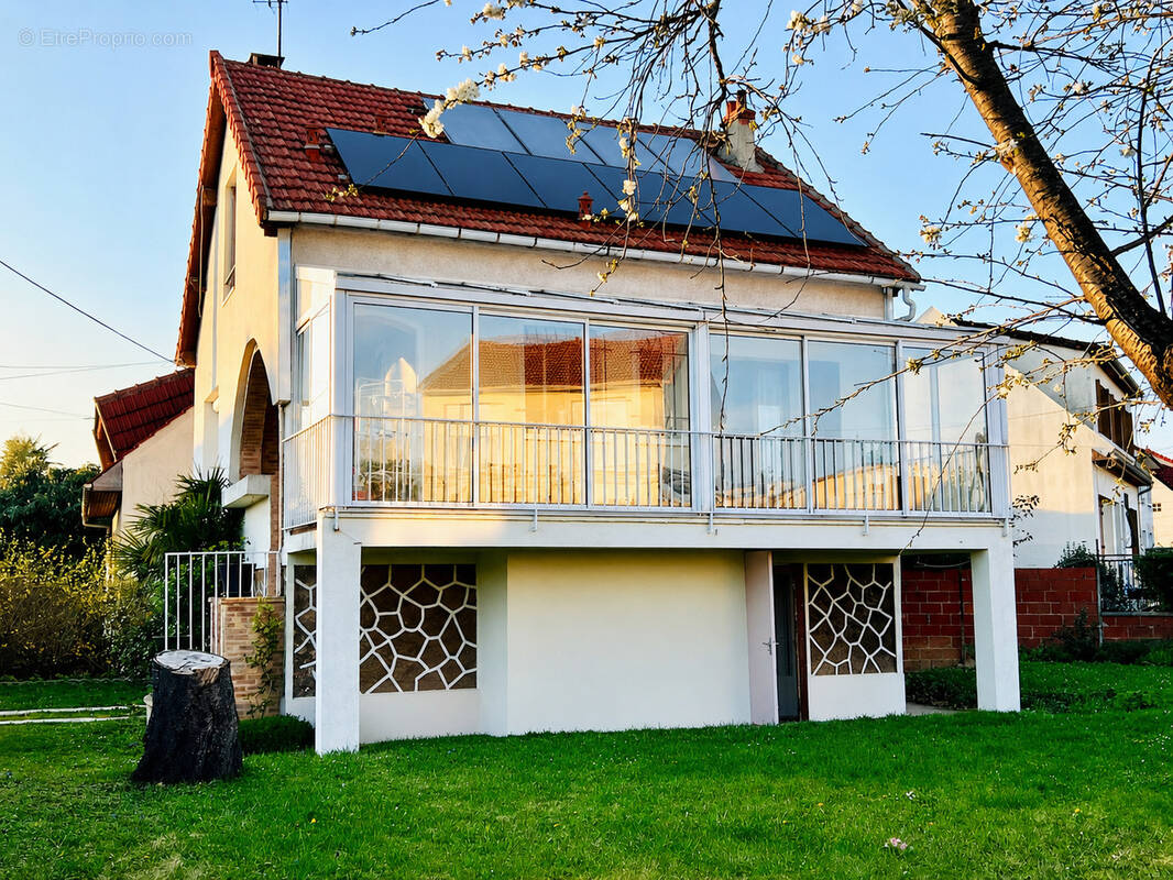 Maison à LE BLANC-MESNIL