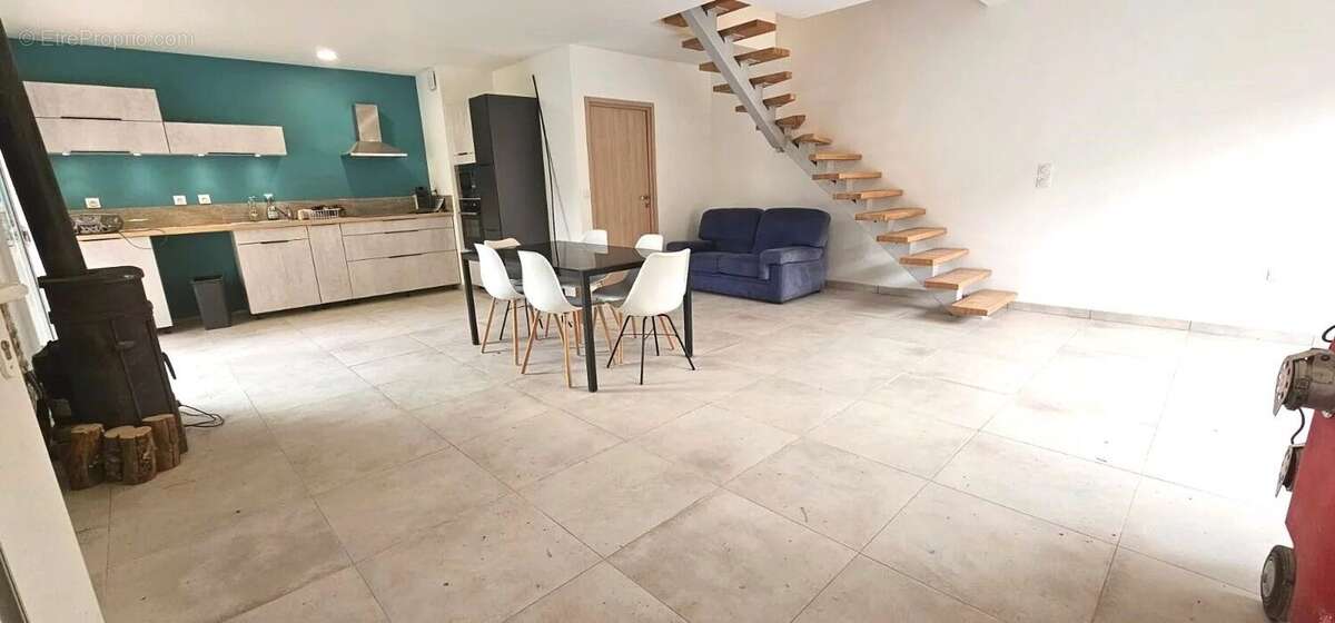 Maison à CHATILLON-LA-PALUD