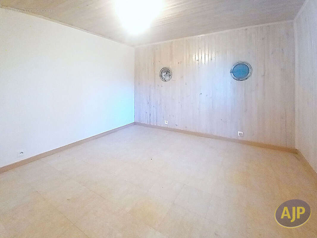 Maison à LESPARRE-MEDOC