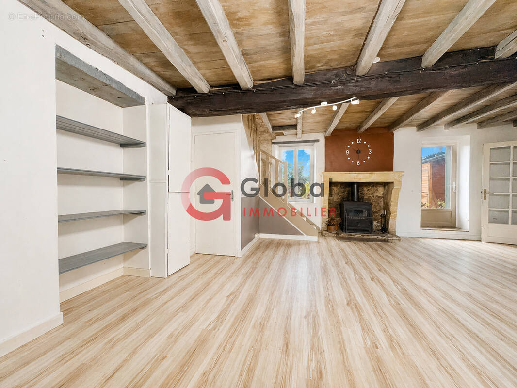Maison à MERVENT