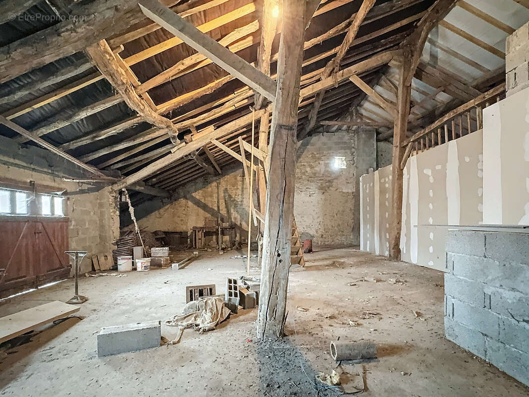 Maison à DOMMARTIN-SUR-VRAINE