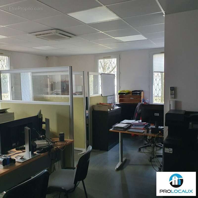 Autre à SAINT-EGREVE