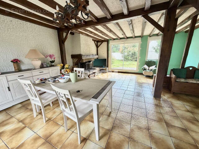 Maison à SOISY-SUR-ECOLE