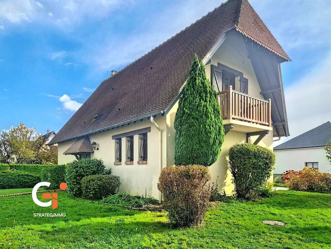 Maison à LA TRINITE-DE-THOUBERVILLE