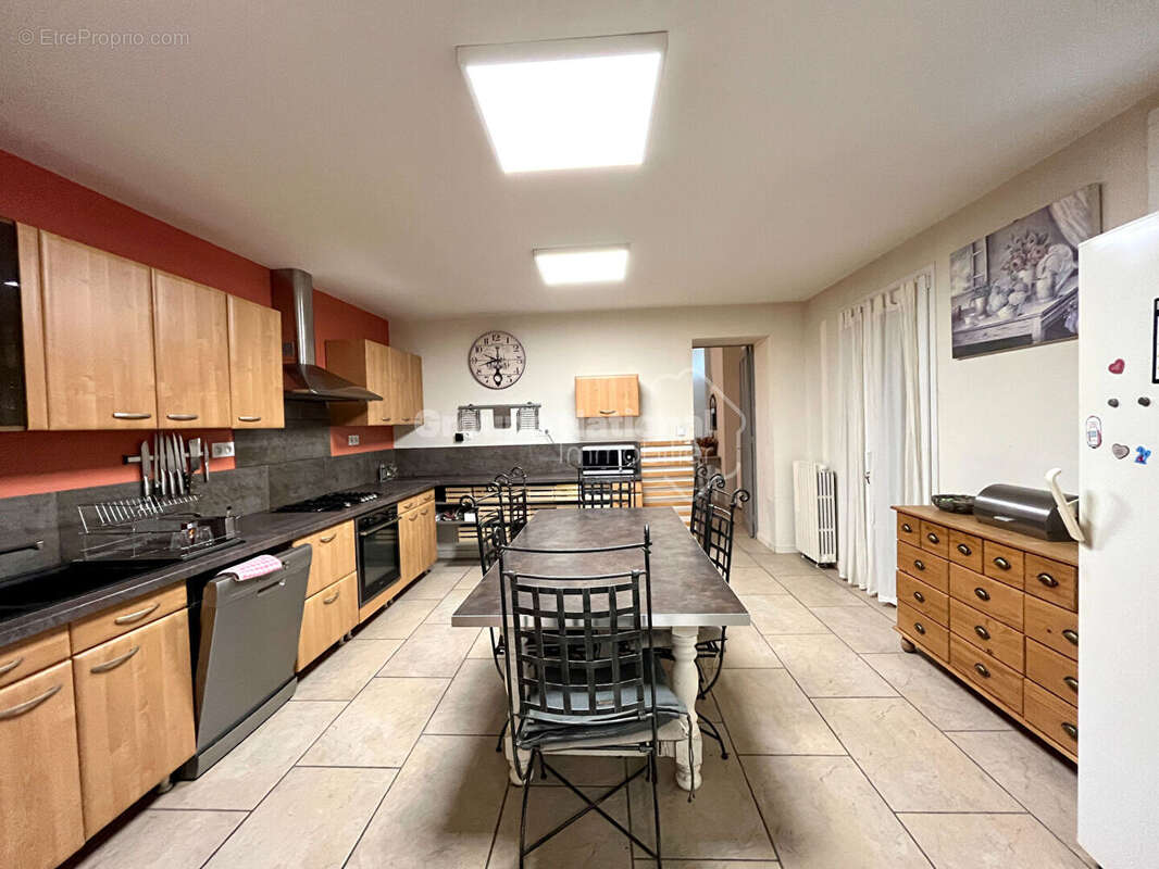 Maison à CHATEAURENARD