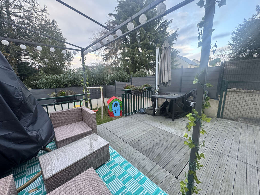 Maison à MEZIERES-SUR-SEINE