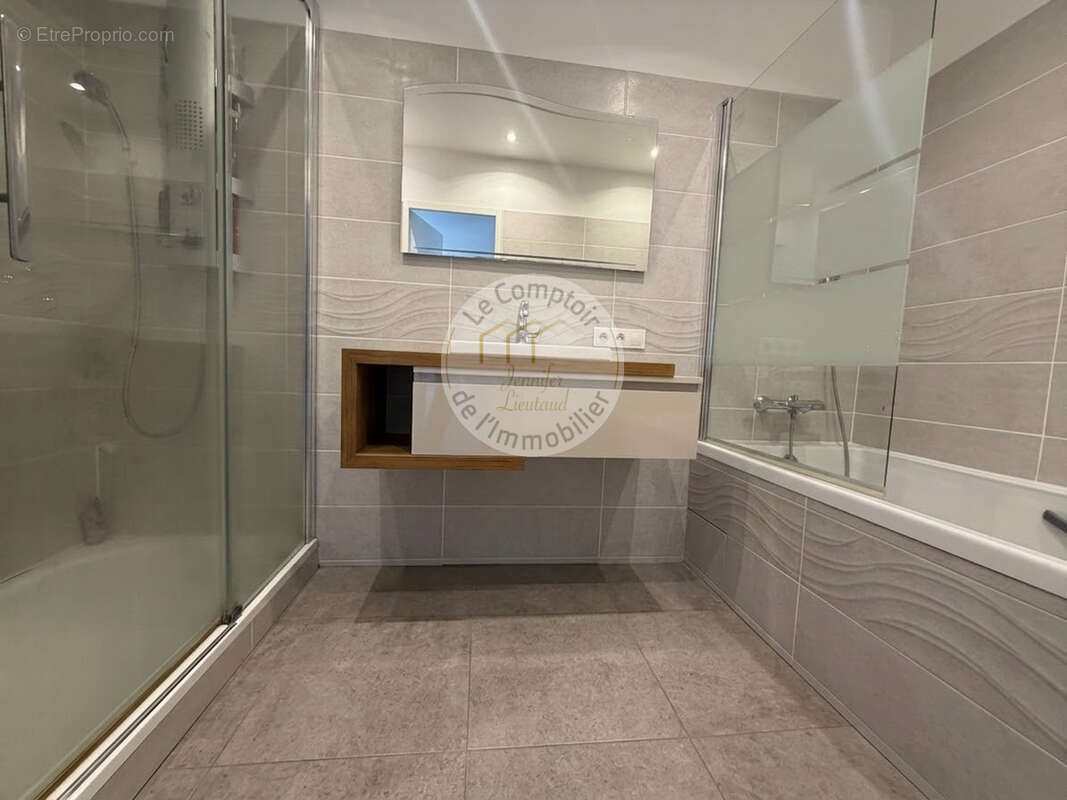 Appartement à MARSEILLE-9E