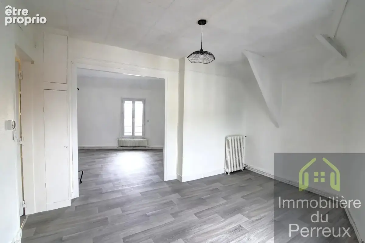 Dernier étage   3 pièces 59 m2   Esprit atelier ancien, lumi - photo 3