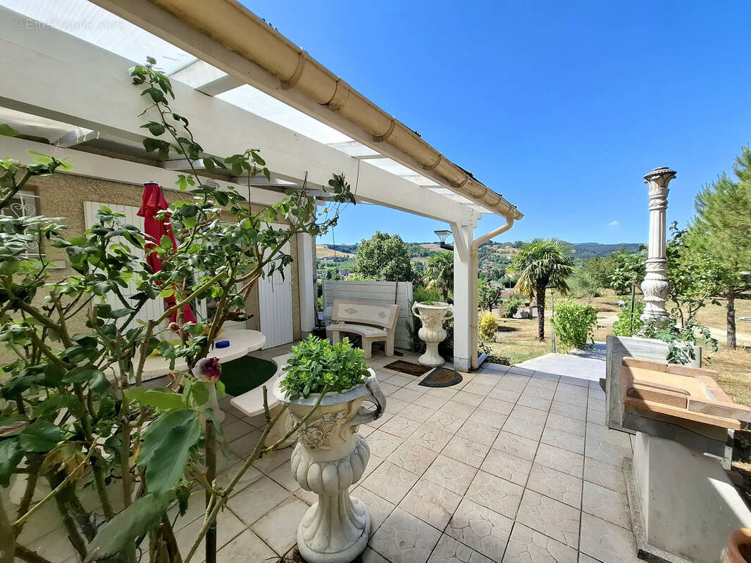 Maison à SAINT-VERAND