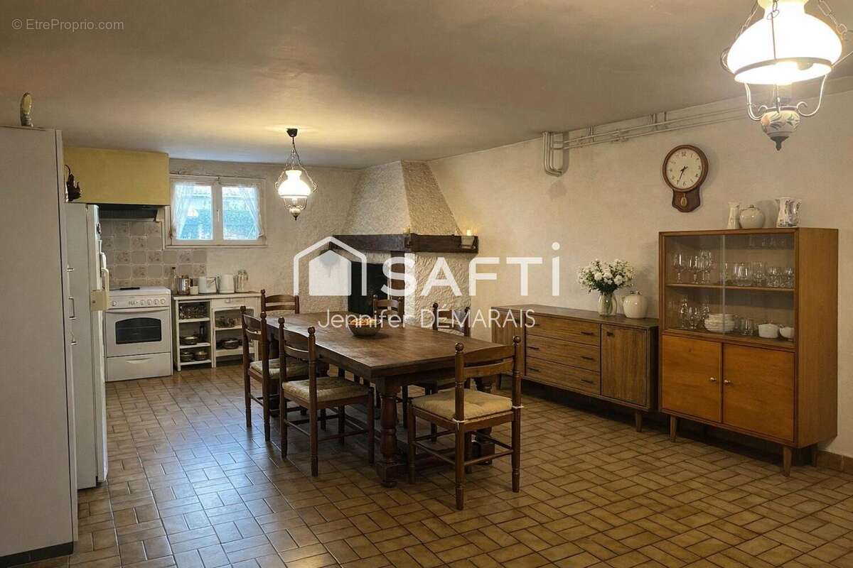 Photo 4 - Maison à LESPINASSE
