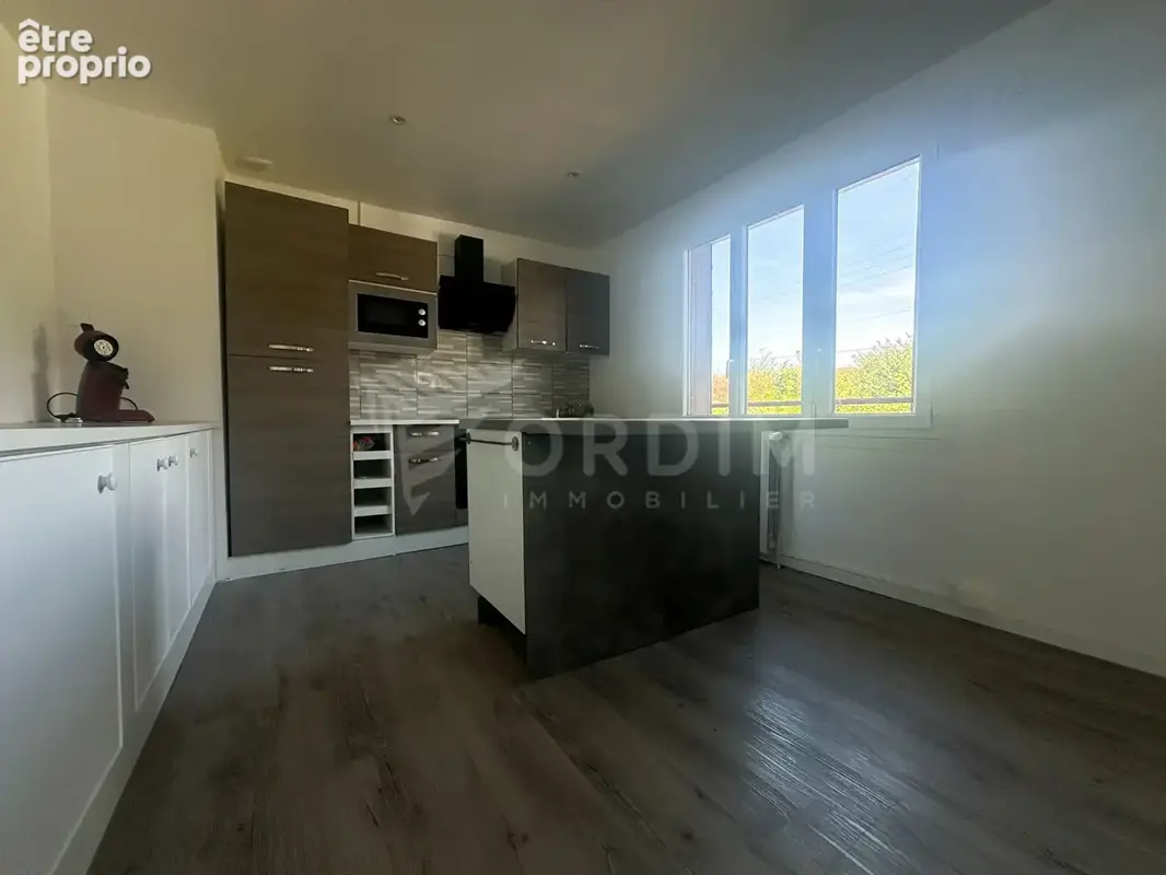 La celle saint cyr - maison de plain pied - photo 2