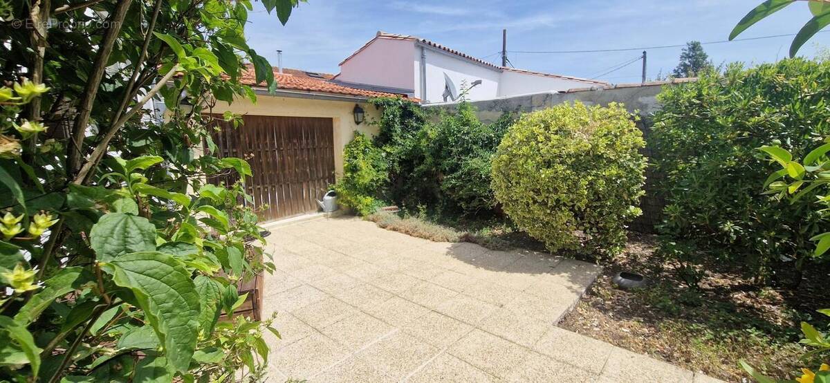 Maison à LA ROCHELLE
