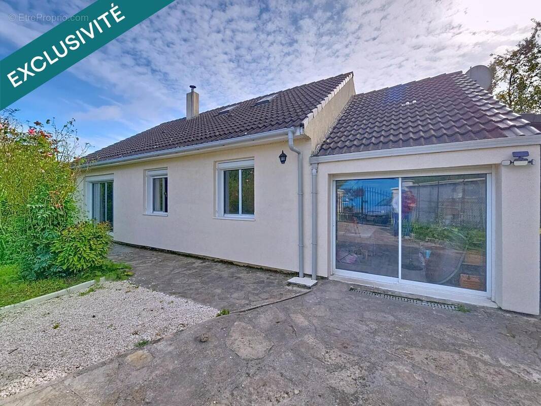 Photo 1 - Maison à LONGUEVILLE