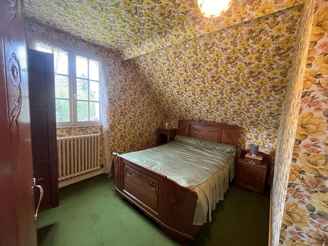 Maison à BRINON-SUR-SAULDRE