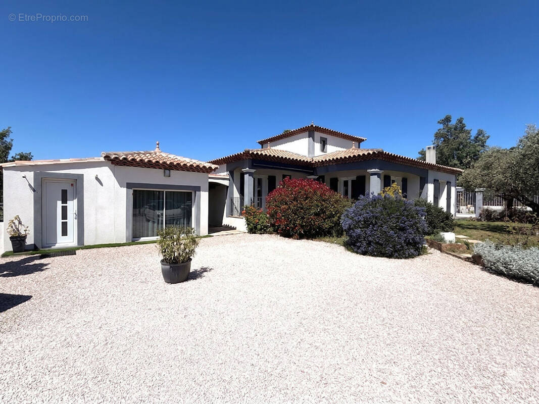 Maison à FORCALQUEIRET