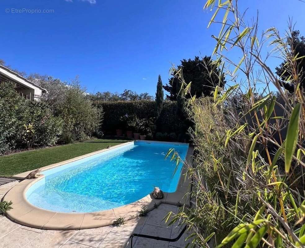 Maison à MAUSSANE-LES-ALPILLES